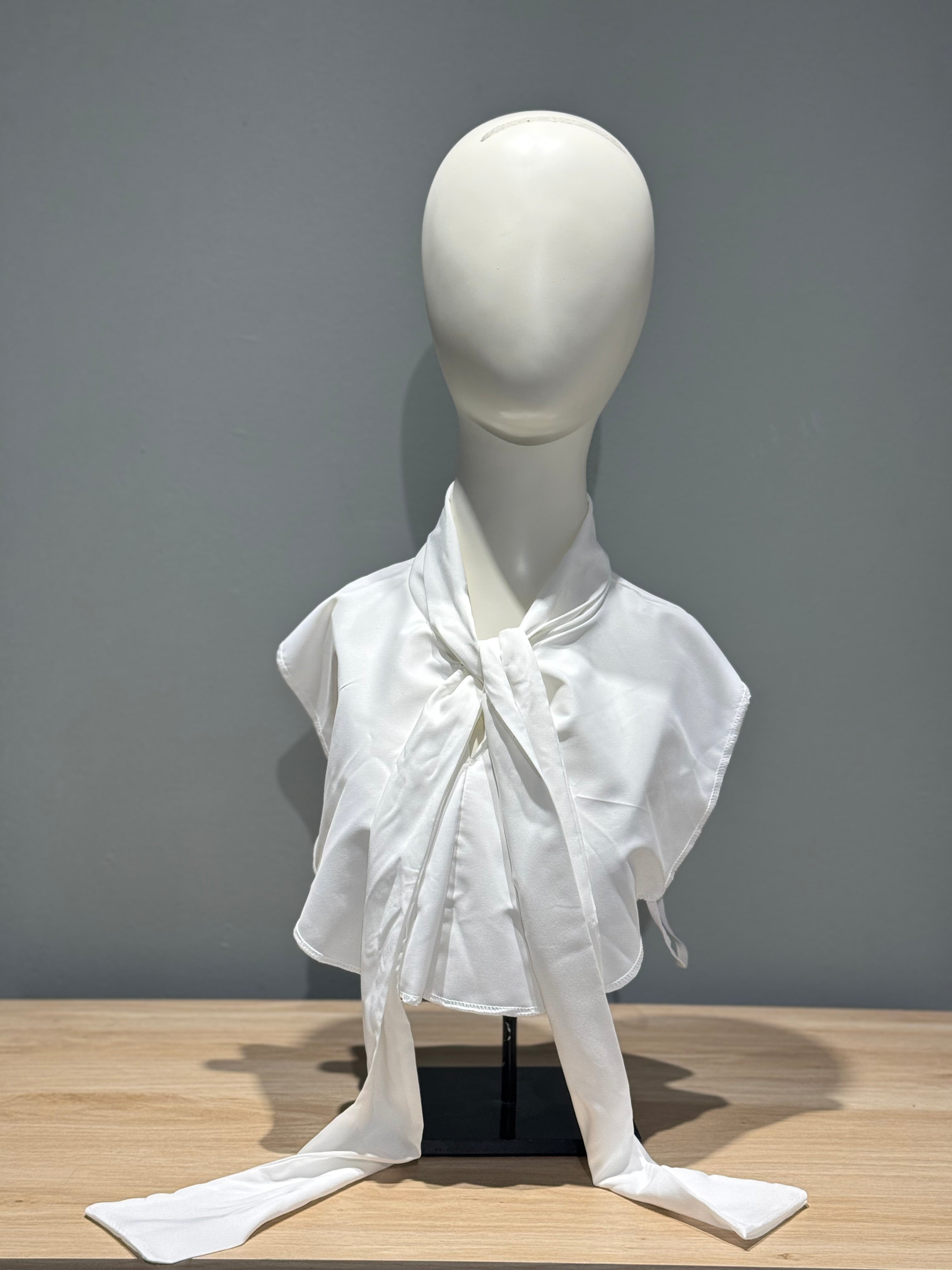 Collar with Tie