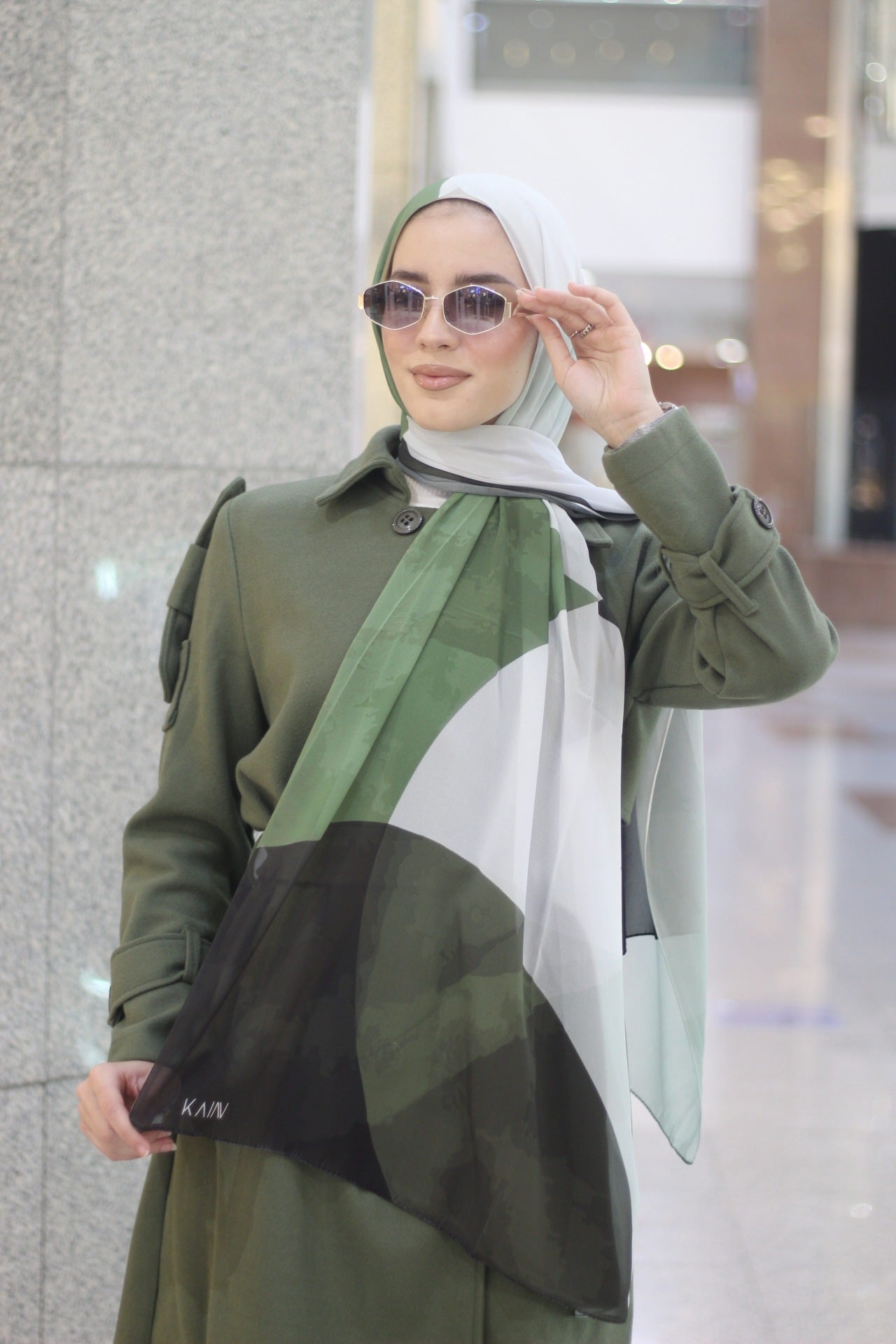 Circles -Trendy Hijab Scarf for Women – Soft & Lightweight- حجاب عصري للنساء / شال ناعم وخفيف