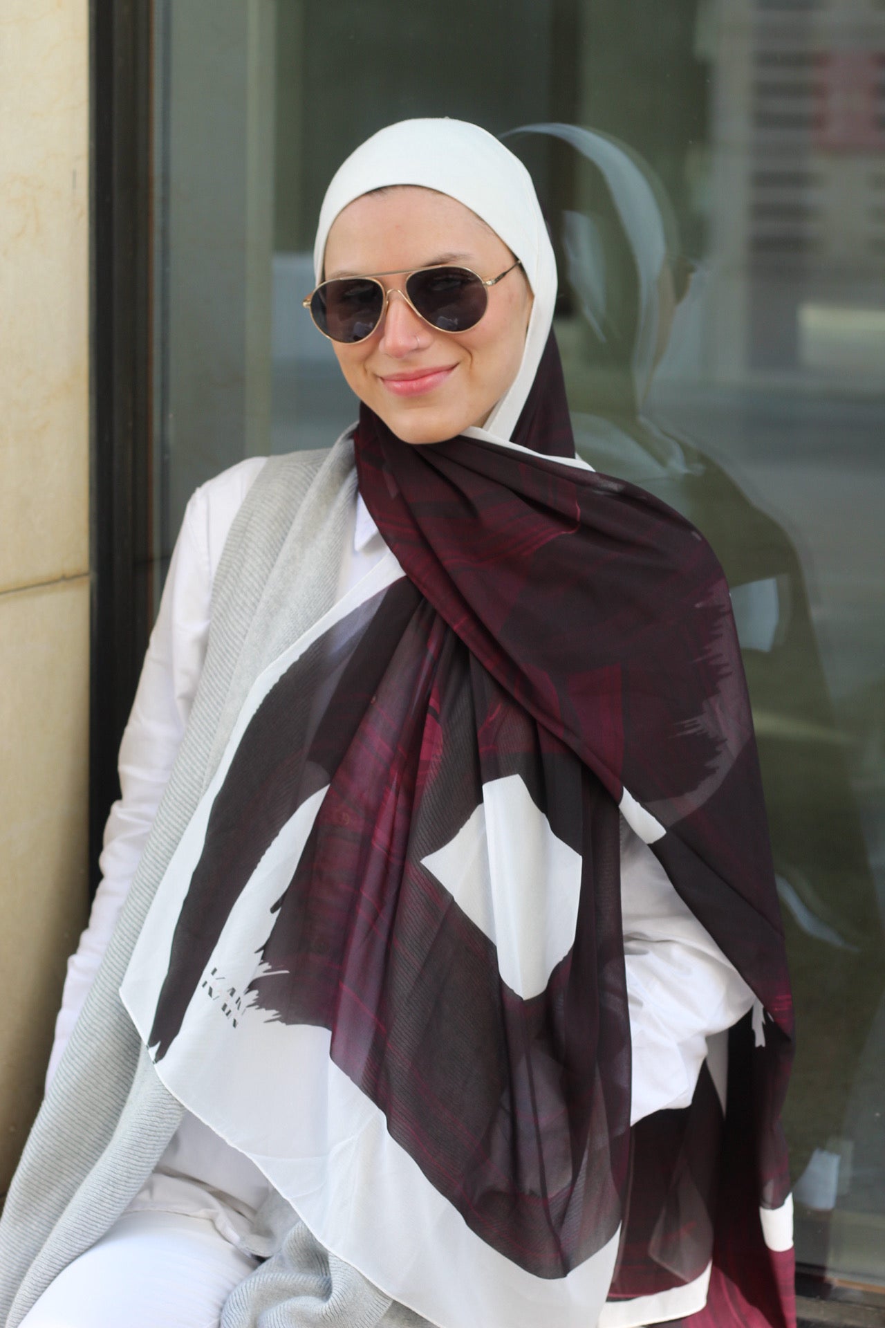 Ink– Soft, Elegant, and Comfortable Daily Scarf Hijab for Effortless Style-حجاب شال ناعم أنيق ومريح للبس اليومي بسهولة وأناقة