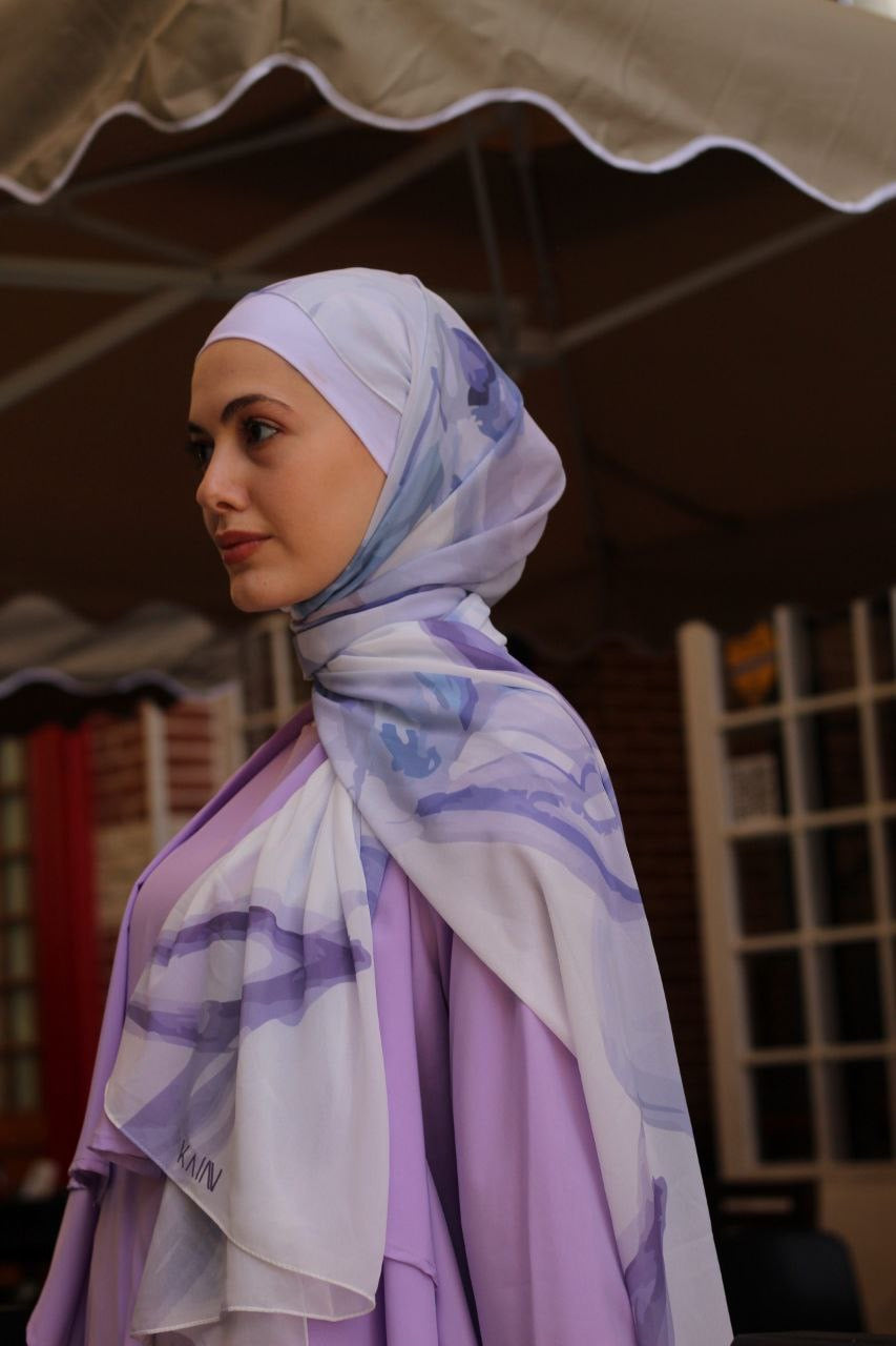 Purple Mist – Soft and Flowing Scarf Hijab for a Calm and Elegant Everyday Look | حجاب شال ناعم ومتدفق لإطلالة يومية هادئة وأنيقة