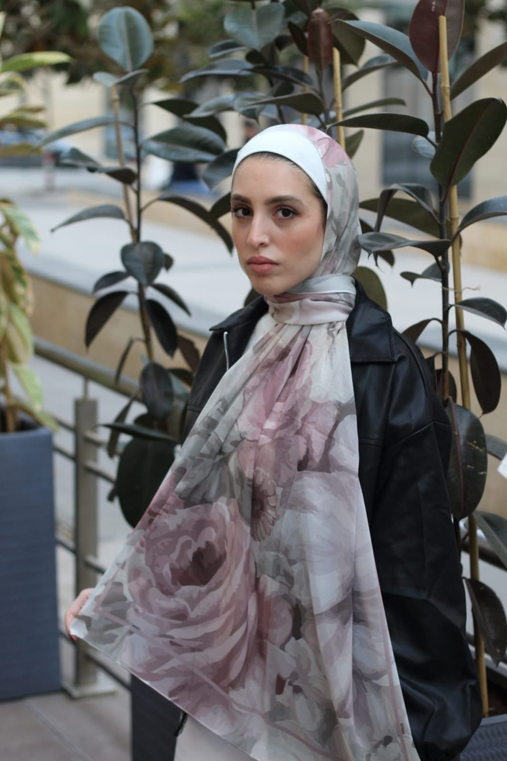 Victoria Elegant & Soft Modest Scarf for Women – Lightweight, All‑Day Comfort - حجاب أنيق – شال ناعم ومريح للنساء – خفيف - للاستخدام اليوم
