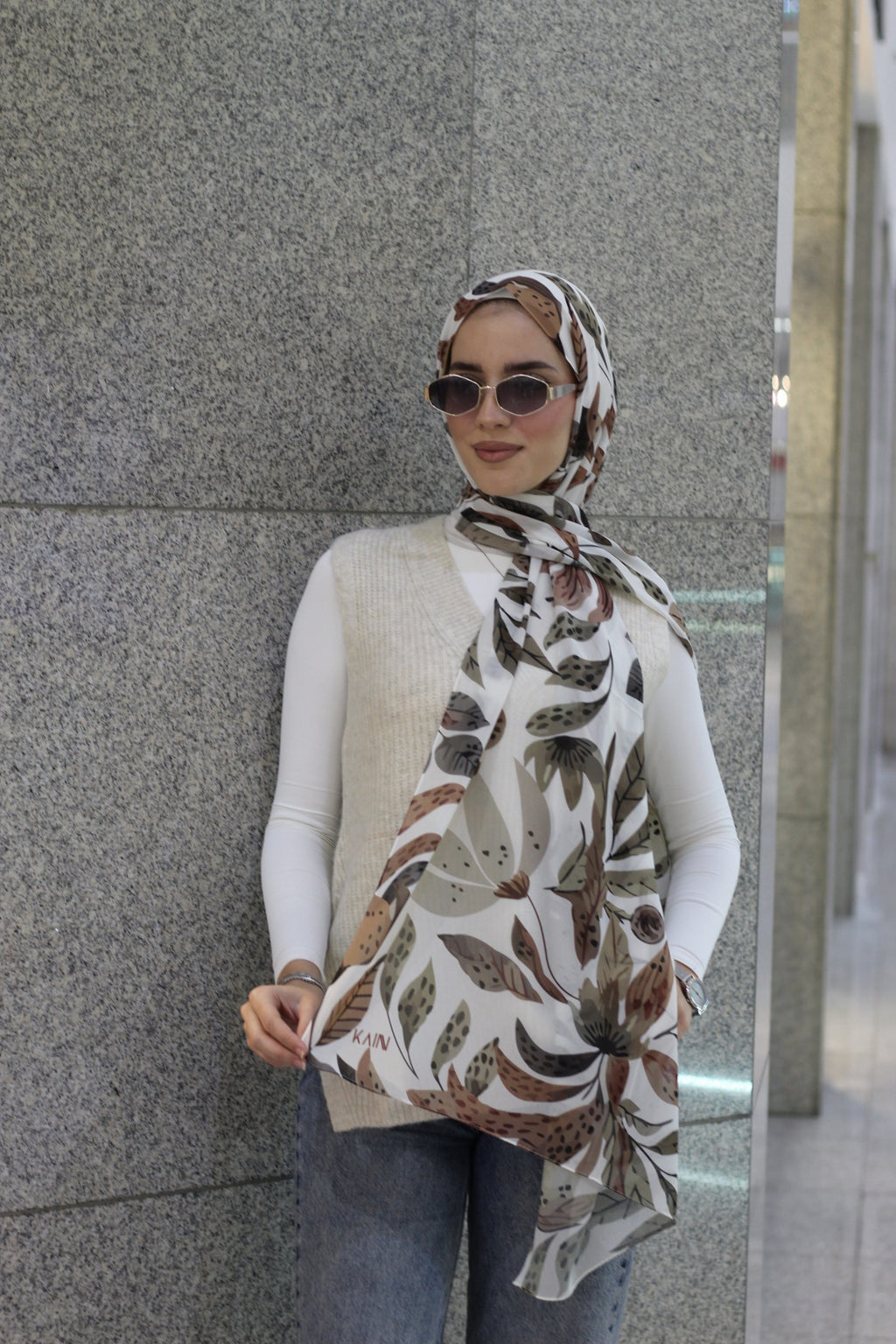 Warm Autumn– Cozy Hijab Scarf for Women with Autumn-Inspired Colors – Soft & Lightweight-حجاب دافئ للنساء بألوان مستوحاة من الخريف – شال ناعم وخفيف