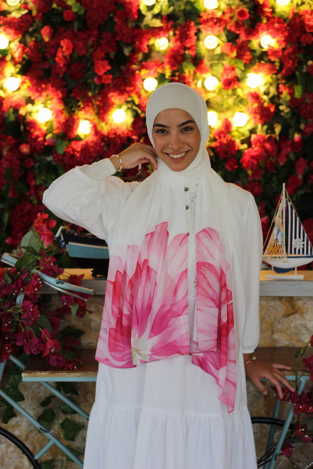Peony – Delicate and Flowing Scarf Hijab for Elegant Everyday Wear حجاب شال رقيق ومتدفق لإطلالة يومية أنيقة