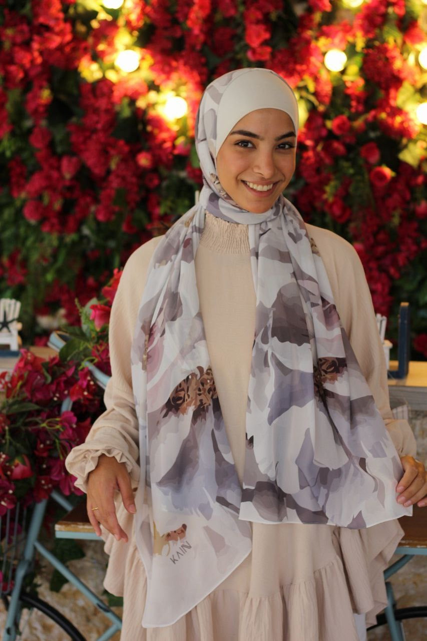 Dreamy – Soft and Light Scarf Hijab for a Calm and Elegant Everyday Look | حجاب شال ناعم وخفيف لإطلالة يومية هادئة وأنيقة