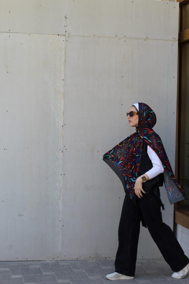 Black Parrot– Unique and Stylish Scarf Hijab for Everyday Comfort and Effortless Look حجاب شال مميز وأنيق للبس اليومي بسهولة وأناقة