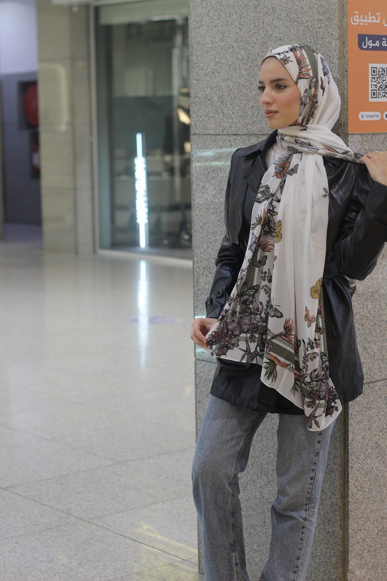 Olive Tree Butterflies – Elegant, Soft, Comfortable, Easy-to-Wear Daily Scarf Hijab – Perfect for Everyday -حجاب شال أنيق ناعم مريح سهل لبسه يومياً – مثالي للاستخدام اليومي