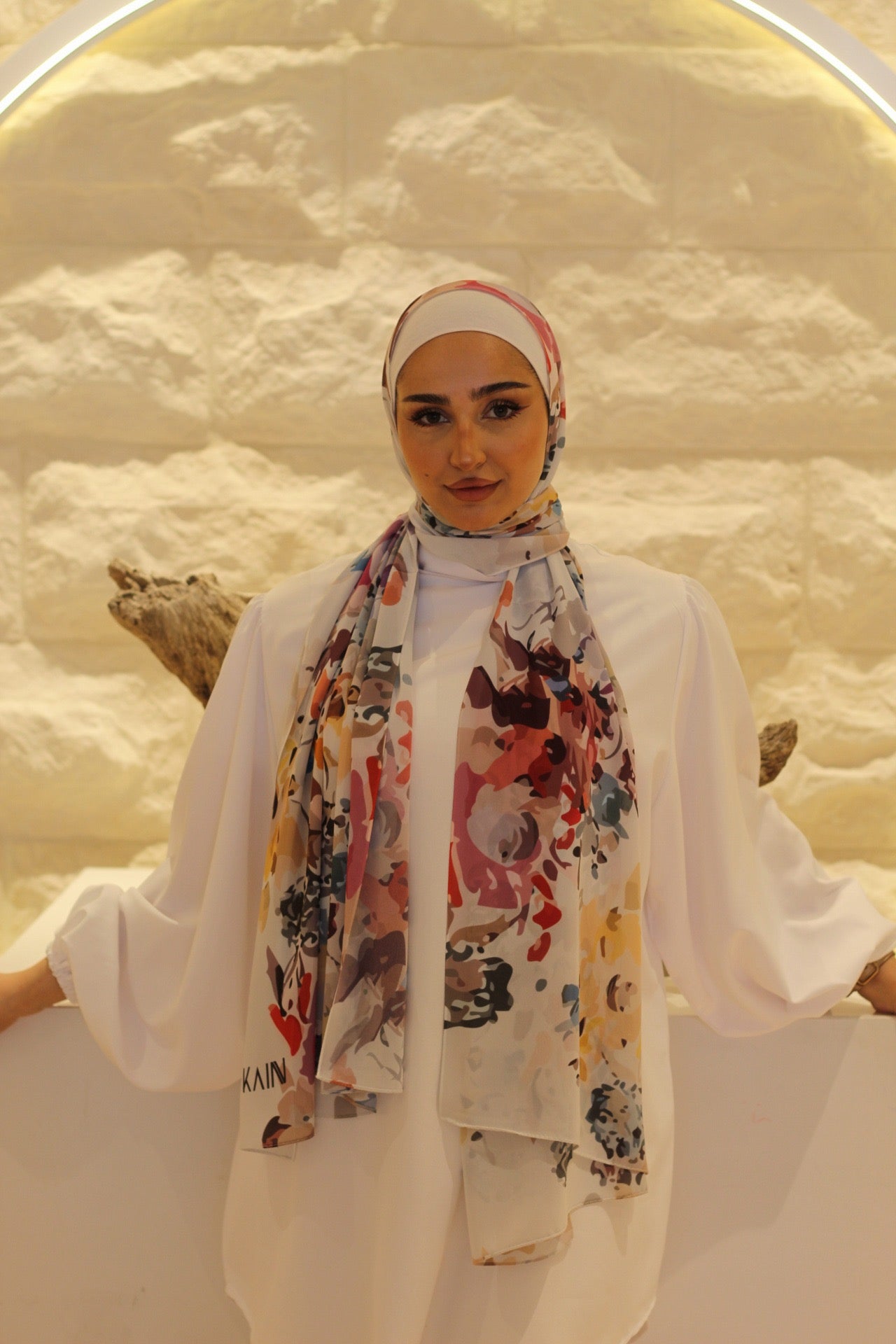 Maroon– Rich and Comfortable Scarf Hijab for Everyday Elegance -حجاب شال غني ومريح لأناقة يومية