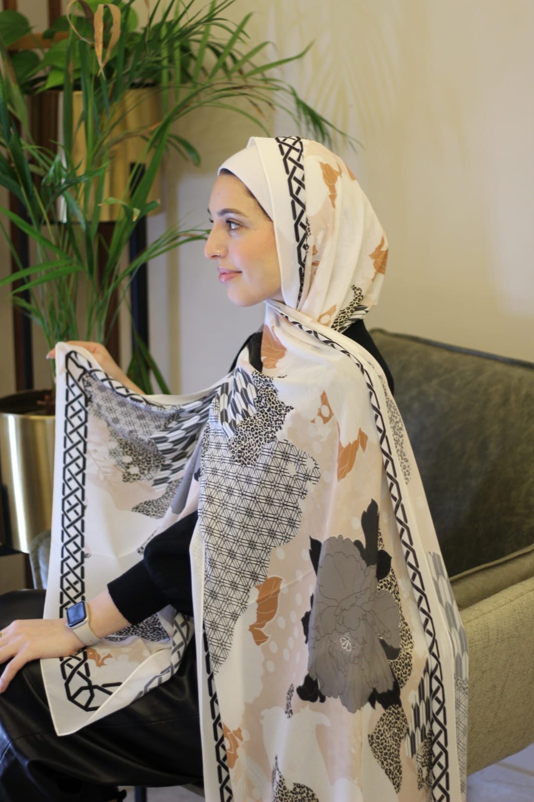 Flower Power– Soft and Comfortable Scarf Hijab for Everyday Wear | حجاب شال ناعم ومريح للبس اليومي