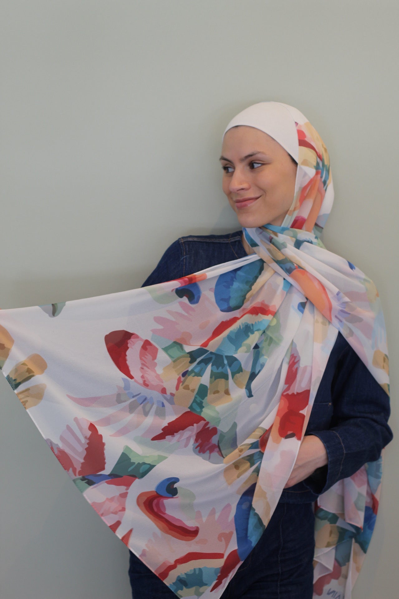 Festive Toucan – Elegant, Soft, Comfortable, and Easy-to-Wear Daily Scarf Hijab حجاب شال أنيق ناعم مريح سهل لبسه يومياً