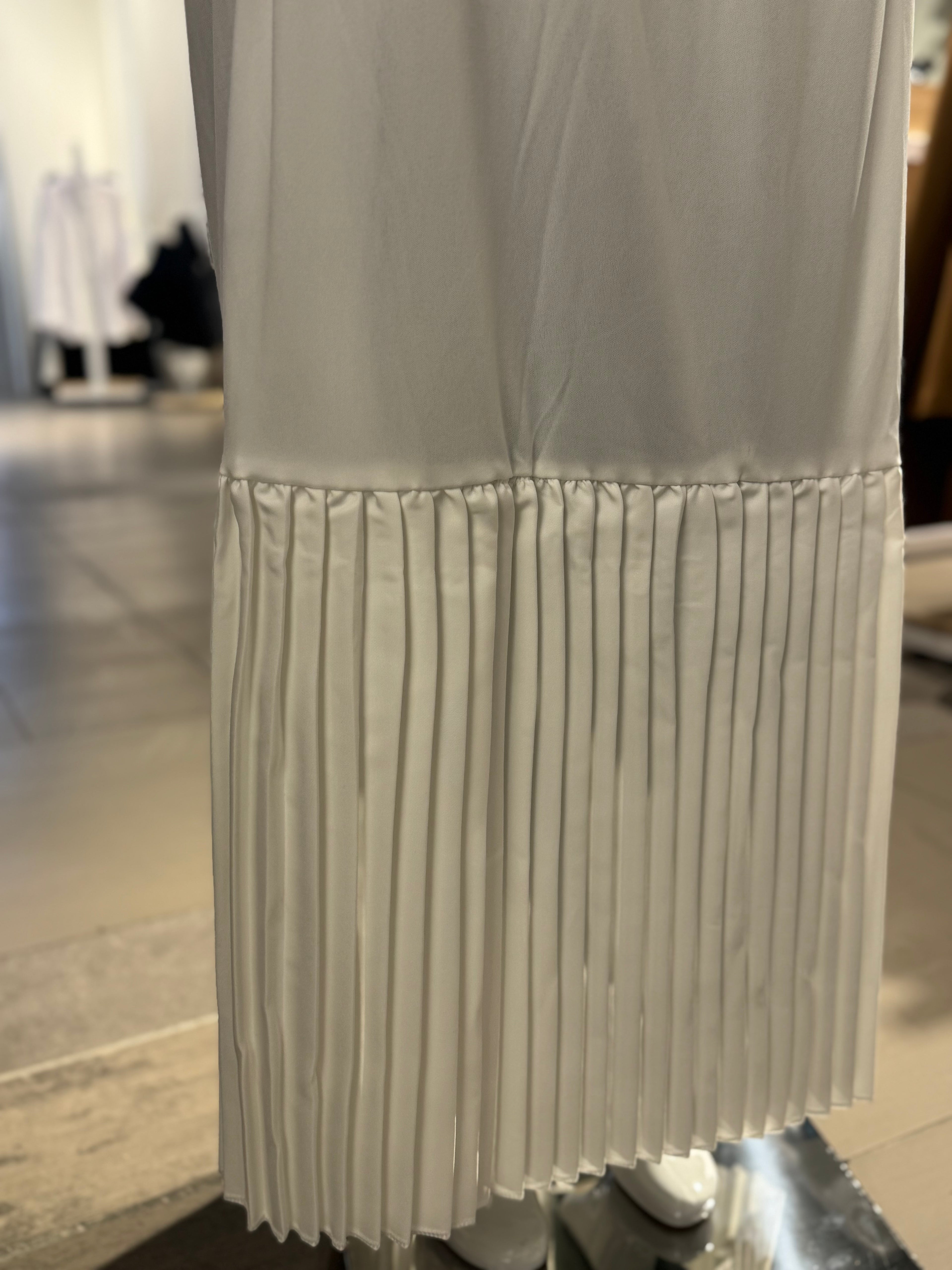 Long Inner Skirt - Pleated