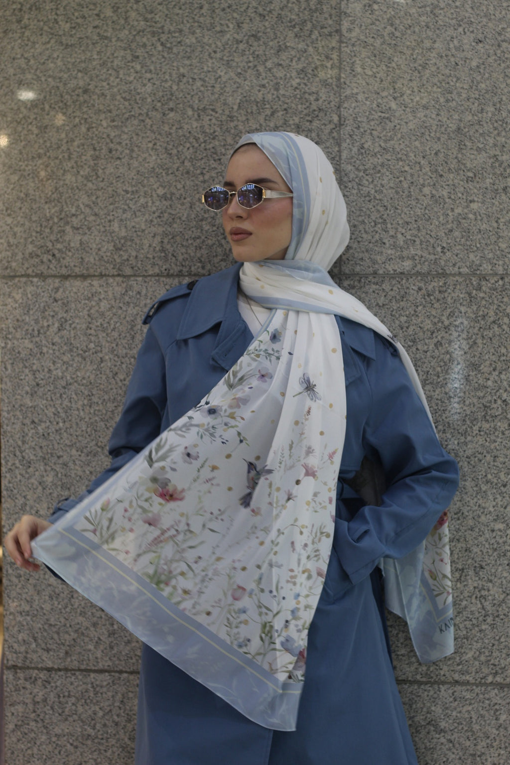 Blue Love Bird – Elegant, Soft, Comfortable, Easy-to-Wear Daily Scarf Hijab-حجاب شال أنيق ناعم مريح سهل لبسه يومياً