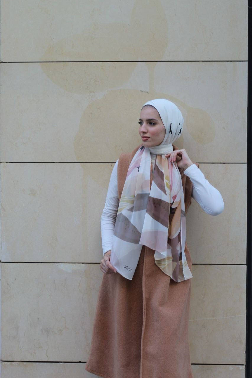 Honey Bee– Soft, Elegant, Lightweight, and Comfortable Daily Scarf Hijab for Effortless Styleحجاب شال ناعم أنيق خفيف ومريح للبس اليومي بسهولة وأناقة