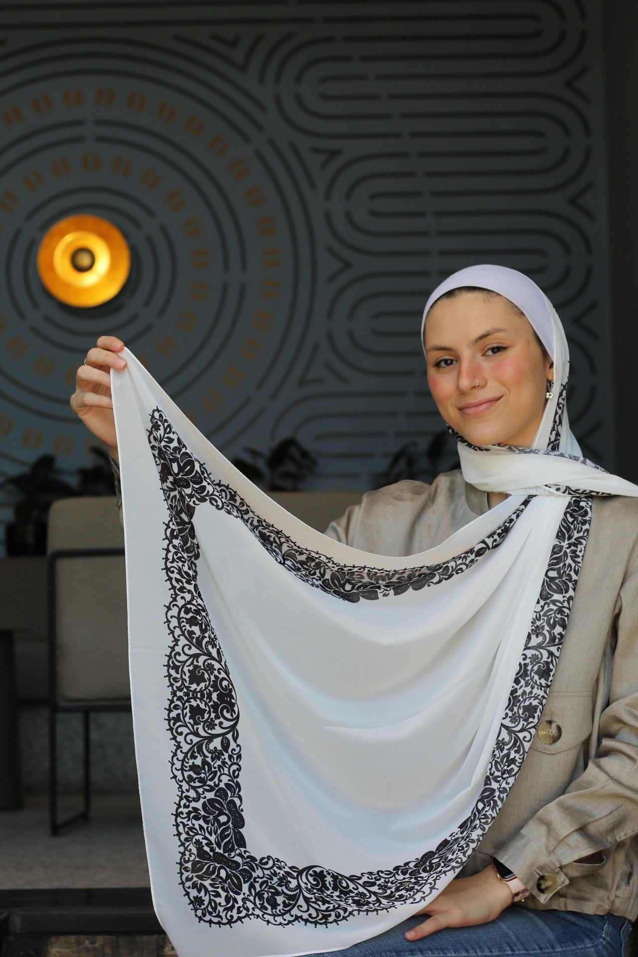 Dantella – Elegant and Lightweight Scarf Hijab for Effortless Daily Style -حجاب شال أنيق وخفيف لإطلالة يومية سهلة وأنيقة