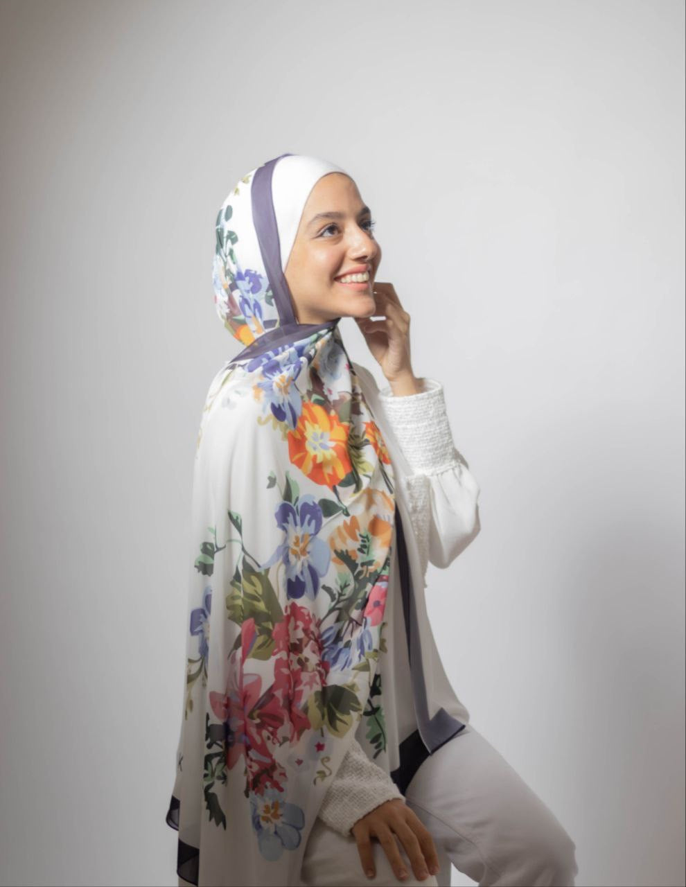 Love Garden – Soft and Airy Scarf Hijab for a Gentle and Elegant Daily Look | حجاب شال ناعم وخفيف لإطلالة يومية رقيقة وأنيقة