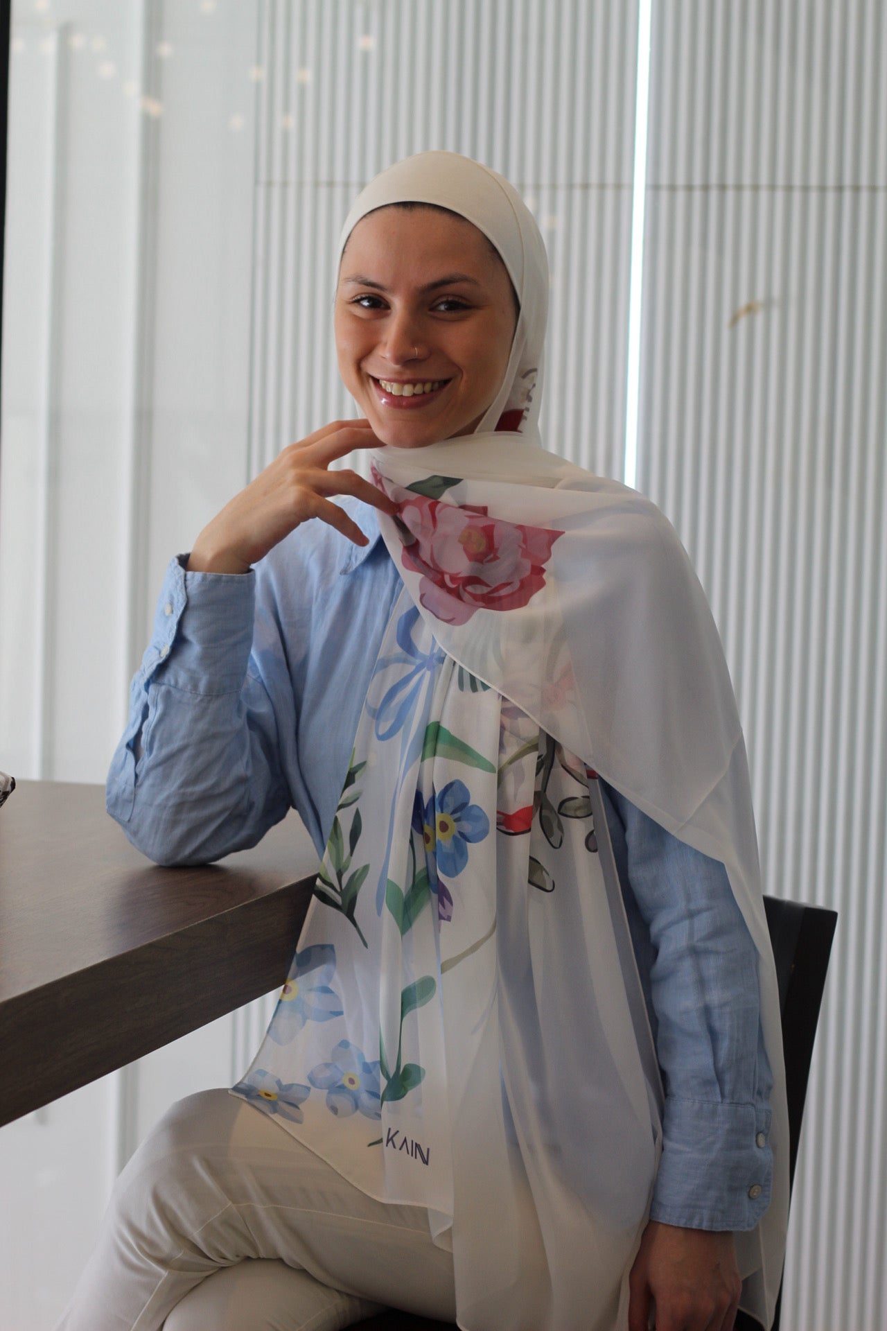 Simply Soft – Cozy and Lightweight Scarf Hijab for Everyday Comfort and Easy Style -حجاب شال ناعم ومريح وخفيف للبس اليومي وأسلوب سهل وأنيق