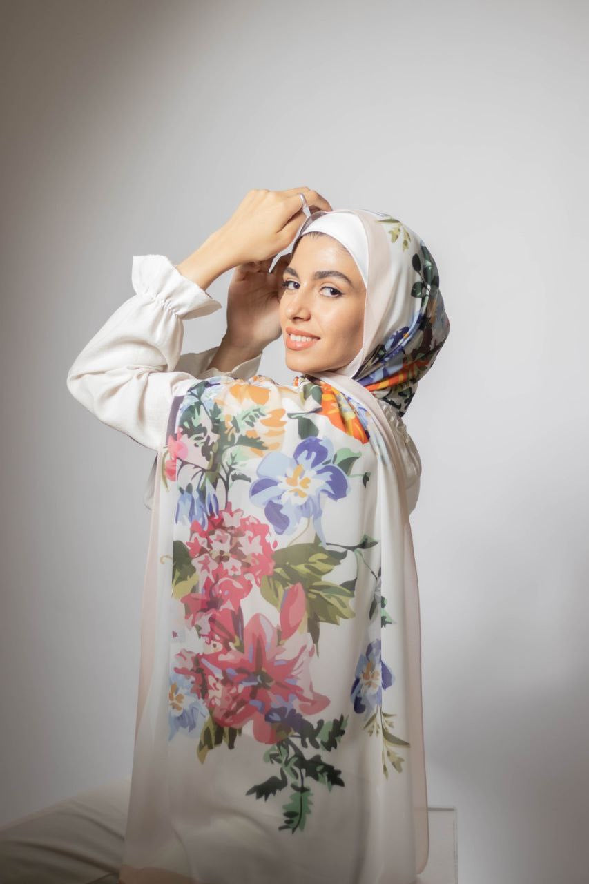 Love Garden – Soft and Airy Scarf Hijab for a Gentle and Elegant Daily Look | حجاب شال ناعم وخفيف لإطلالة يومية رقيقة وأنيقة