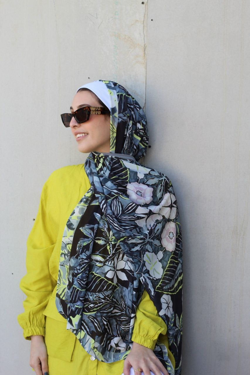 Black Westeria – Luxurious and Flowing Scarf Hijab for Elegant Everyday Style | حجاب شال فاخر ومتدفق لإطلالة يومية أنيقة