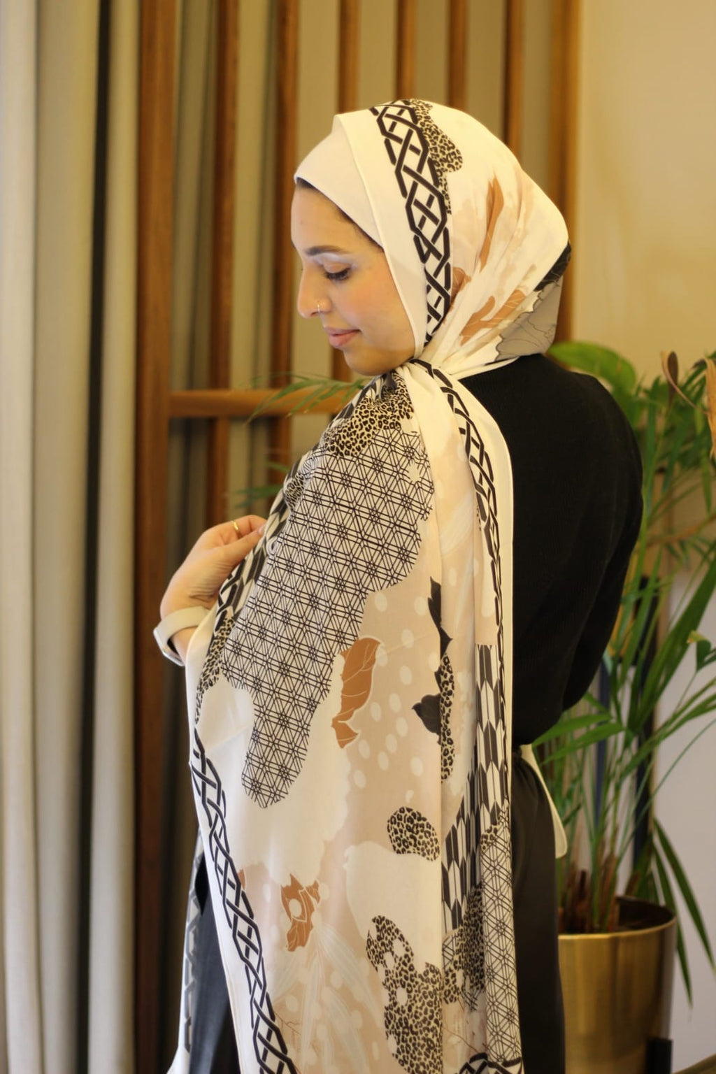 Flower Power– Soft and Comfortable Scarf Hijab for Everyday Wear | حجاب شال ناعم ومريح للبس اليومي