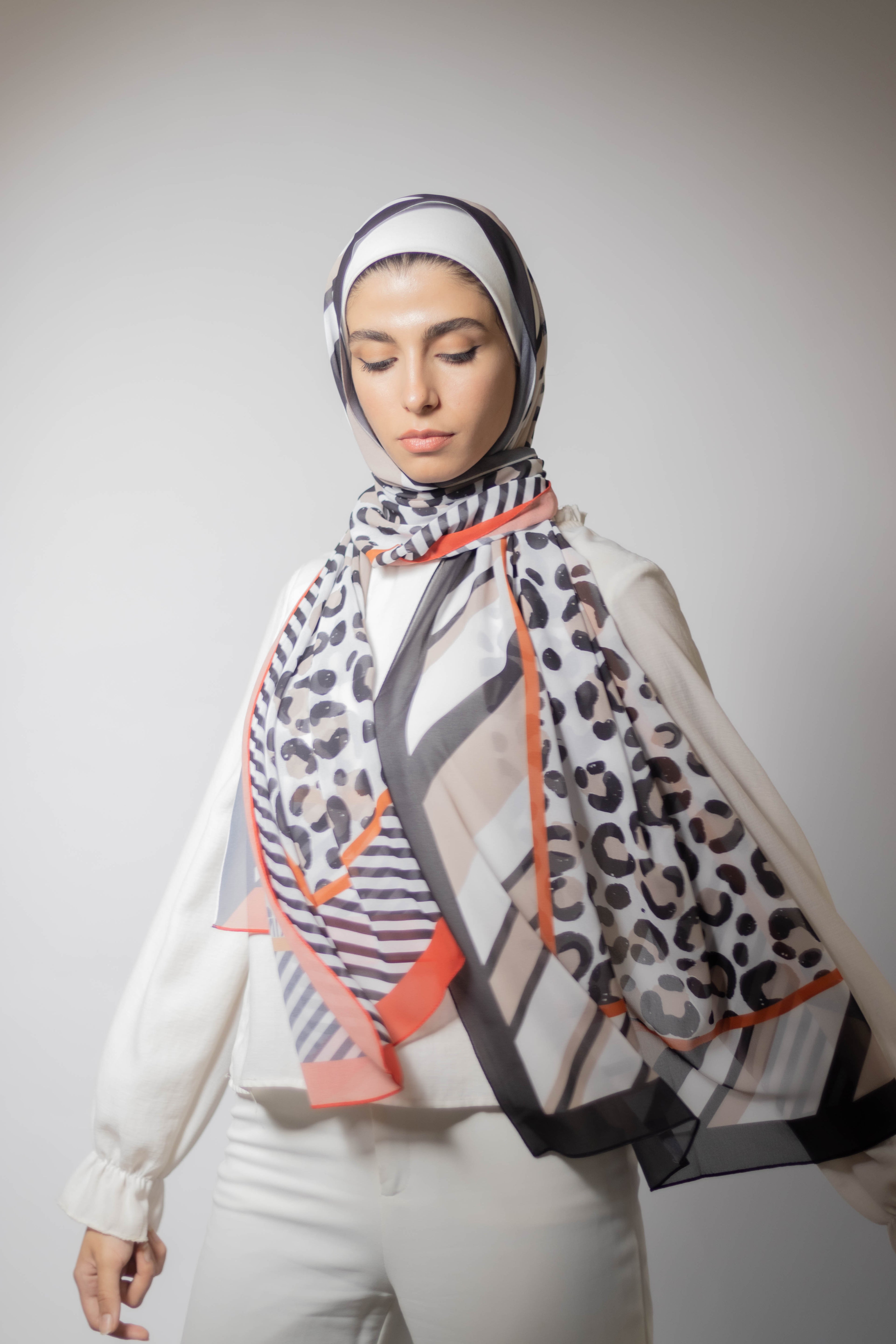 Zara – Bold and Playful Scarf Hijab for a Fun and Stylish Daily Look | حجاب شال جريء ومرح لإطلالة يومية أنيقة وممتعة