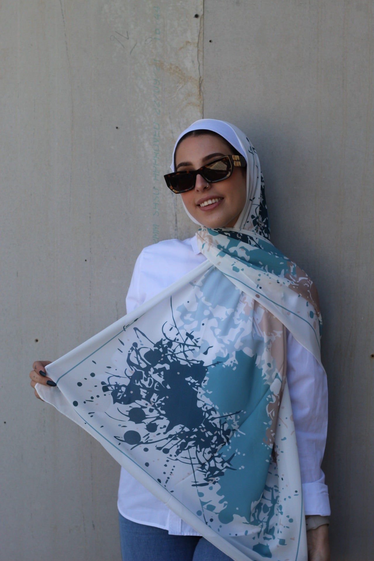 Splash – Vibrant and Lightweight Scarf Hijab for Refreshing Everyday Style -حجاب شال حيوي وخفيف لإطلالة يومية منعشة