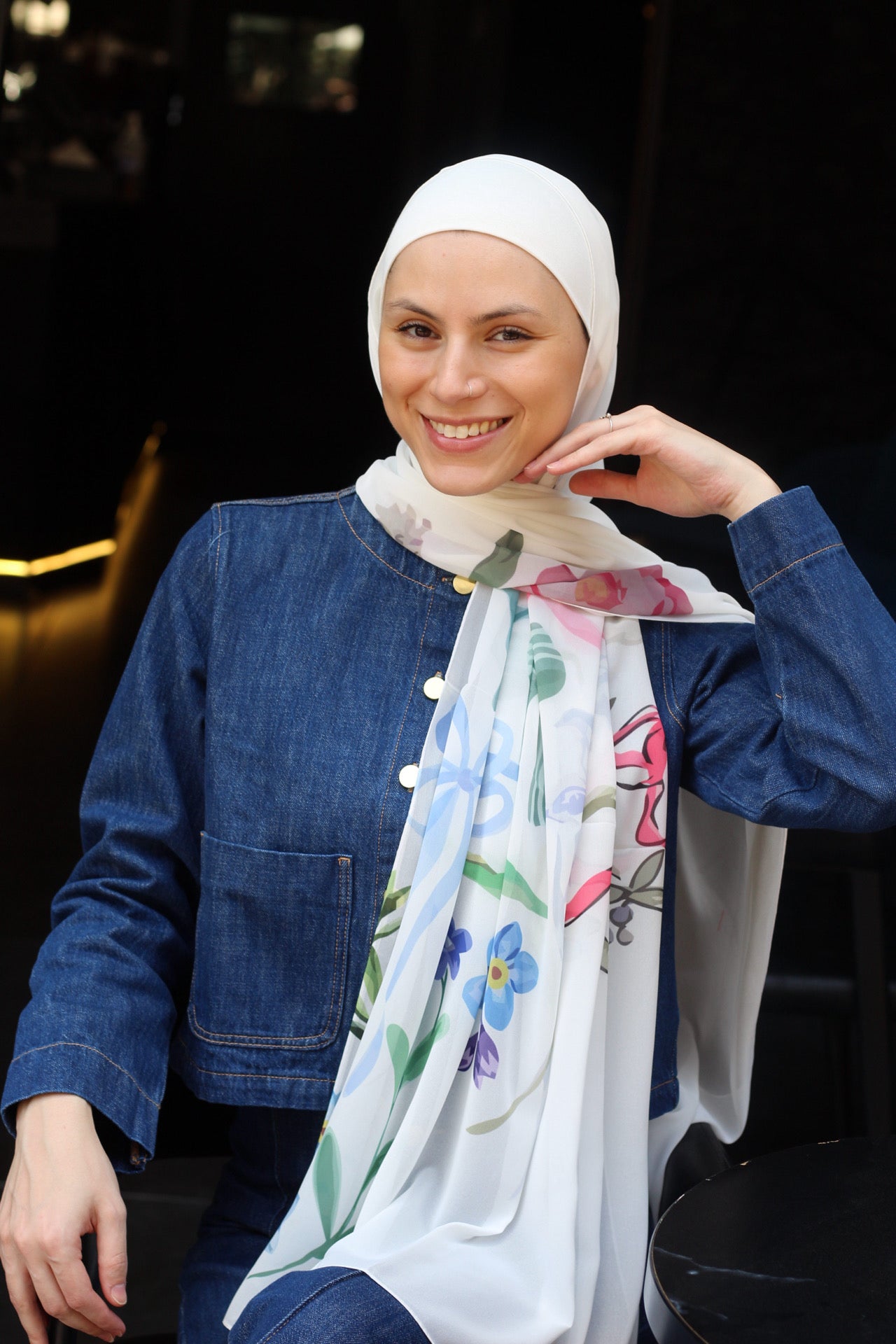 Simply Soft – Cozy and Lightweight Scarf Hijab for Everyday Comfort and Easy Style -حجاب شال ناعم ومريح وخفيف للبس اليومي وأسلوب سهل وأنيق