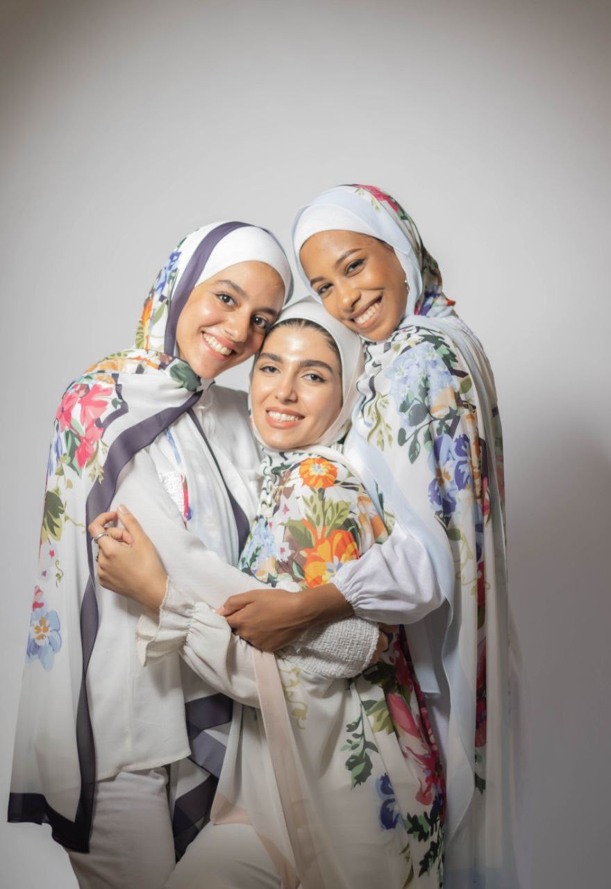Love Garden – Soft and Airy Scarf Hijab for a Gentle and Elegant Daily Look | حجاب شال ناعم وخفيف لإطلالة يومية رقيقة وأنيقة