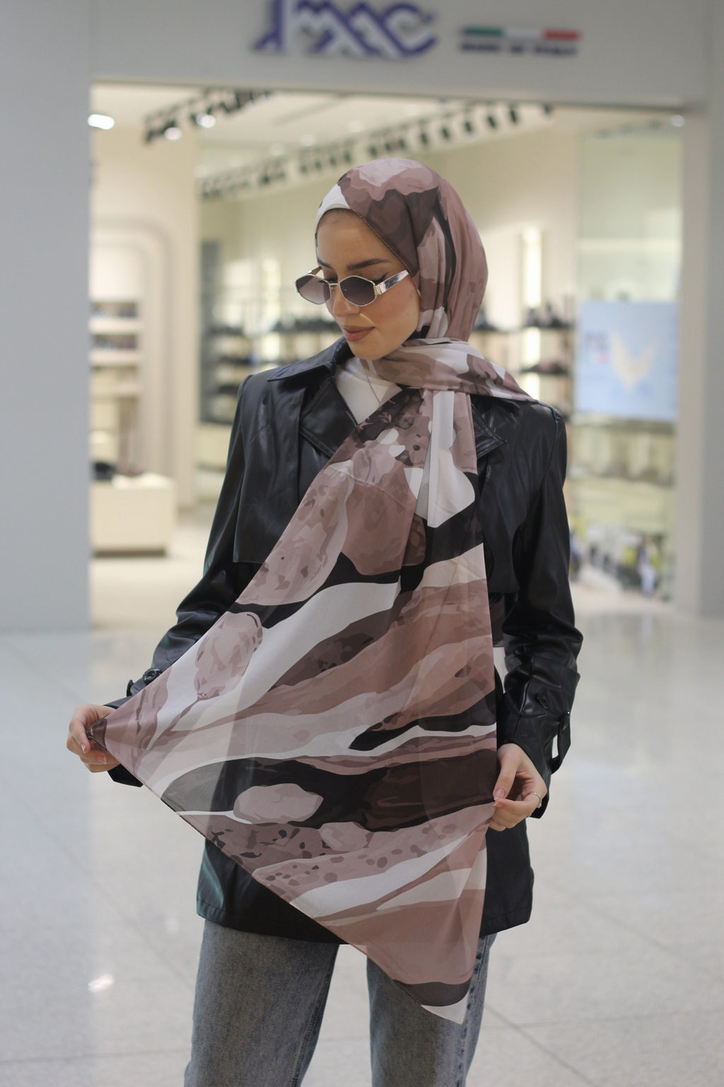 Wave – Elegant, Soft, Comfortable, and Easy-to-Wear Daily Scarf Hijab -حجاب شال أنيق ناعم مريح سهل لبسه يومياً