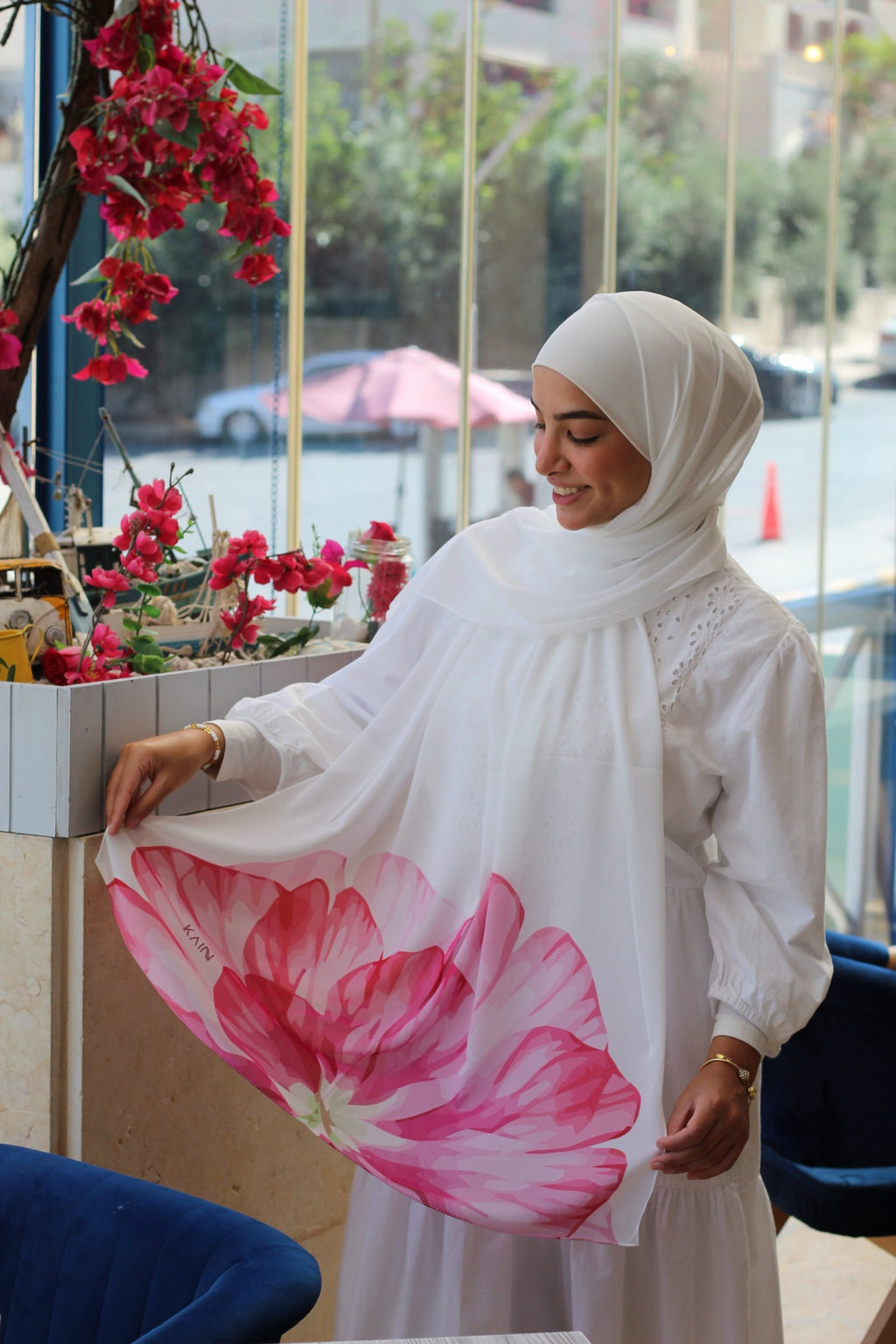 Peony – Delicate and Flowing Scarf Hijab for Elegant Everyday Wear حجاب شال رقيق ومتدفق لإطلالة يومية أنيقة