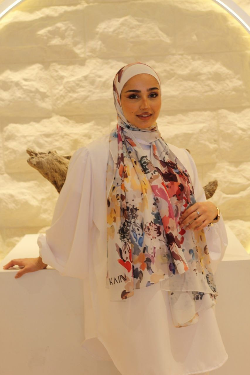 Maroon– Rich and Comfortable Scarf Hijab for Everyday Elegance -حجاب شال غني ومريح لأناقة يومية