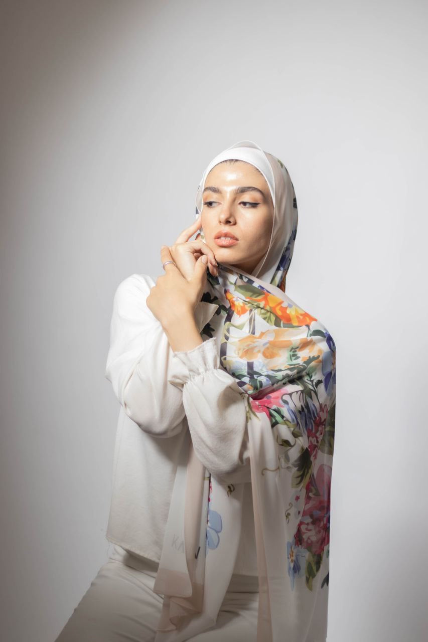 Love Garden – Soft and Airy Scarf Hijab for a Gentle and Elegant Daily Look | حجاب شال ناعم وخفيف لإطلالة يومية رقيقة وأنيقة