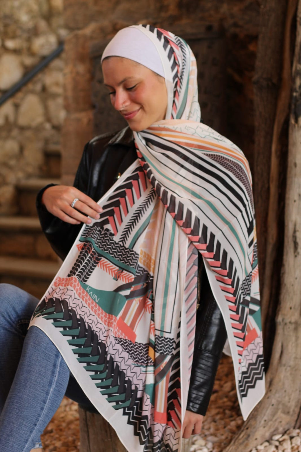 Broadway – Elegant Hijab Scarf for Women – Soft, Lightweight & Stylish Everyday Wear-حجاب أنيق للنساء – شال ناعم وخفيف وأنيق للاستخدام اليومي