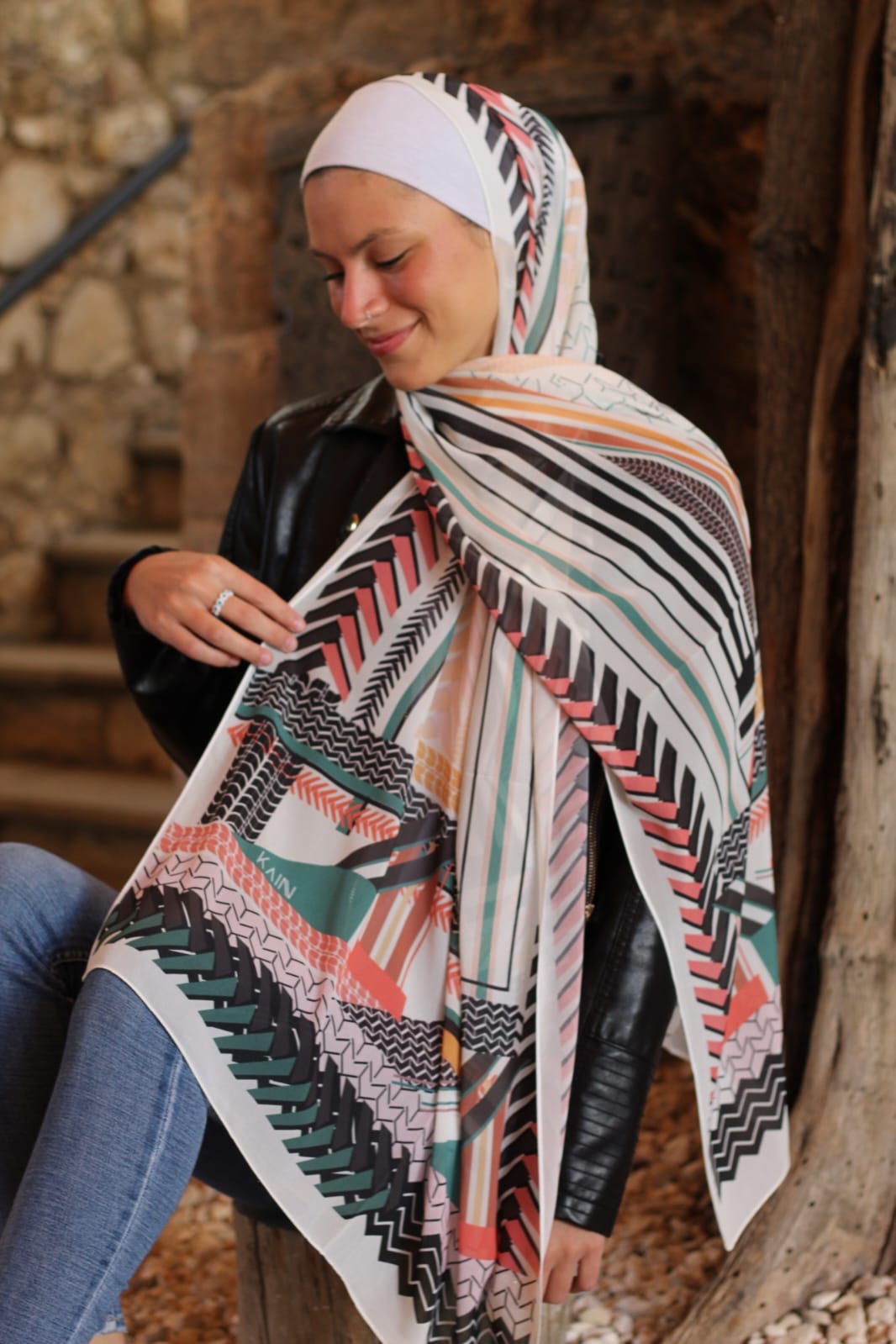 Broadway – Elegant Hijab Scarf for Women – Soft, Lightweight & Stylish Everyday Wear-حجاب أنيق للنساء – شال ناعم وخفيف وأنيق للاستخدام اليومي